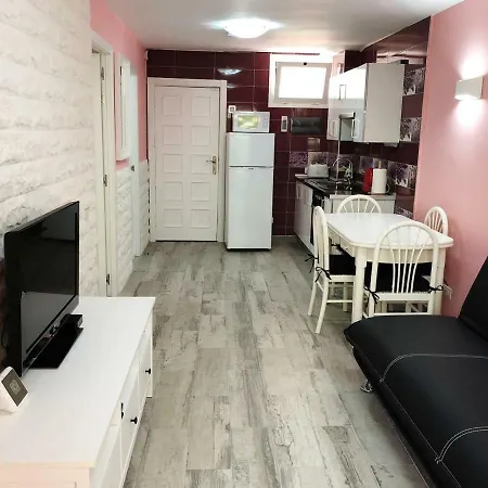 Lovely 1-bedroom With A Big Terrace, Americas, Tenerife ארונה