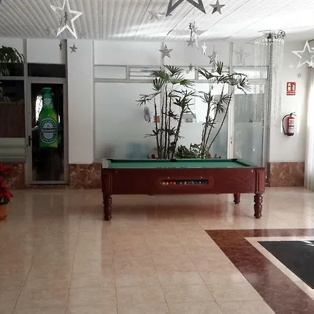 Lovely 1-bedroom With A Big Terrace, Americas, Tenerife דירה *