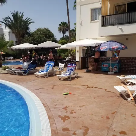 Lovely 1-bedroom With A Big Terrace, Americas, Tenerife Apartman